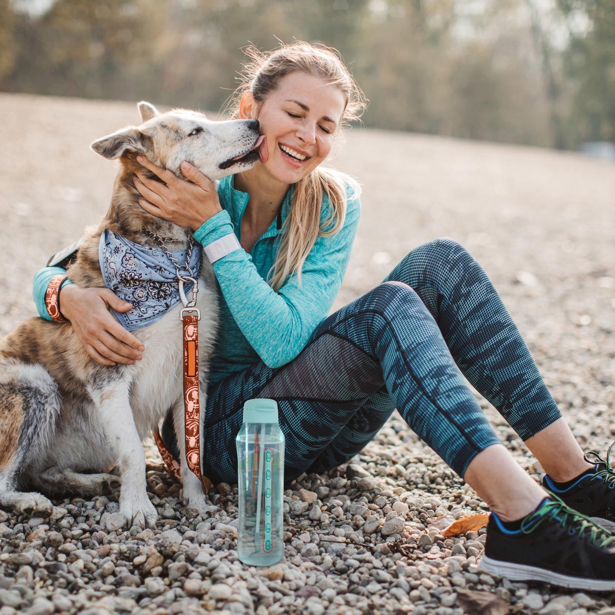 Tupperware? AquaVibe? Water Bottle | Straw. Spout & Hydration Tracker - Image 3